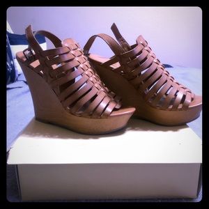 Mossimo Wedge Sandals EUC